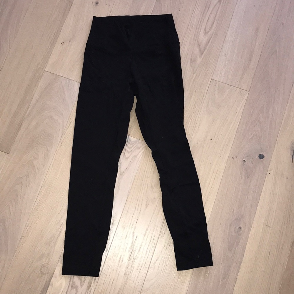 Iululemon size 4 black leggings21 inch